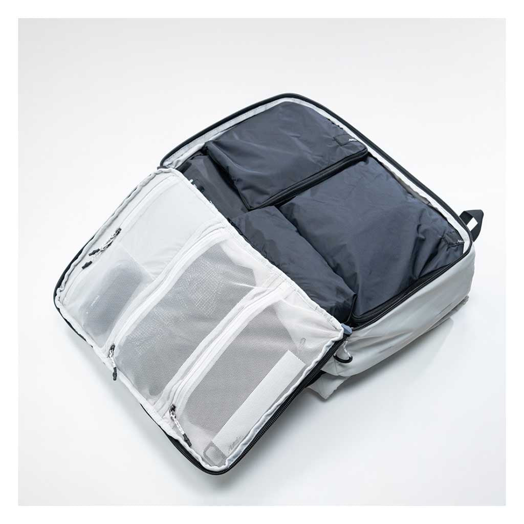 GlobeRider35 Matador MATGR35001W Backpacks 35L / Arctic White