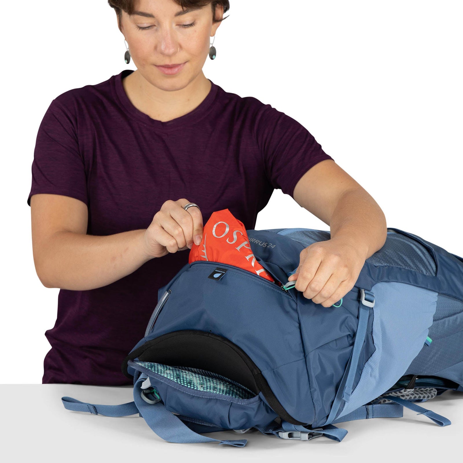 Sirrus 24 Osprey 10007517 Backpacks OS / Sevres Blue