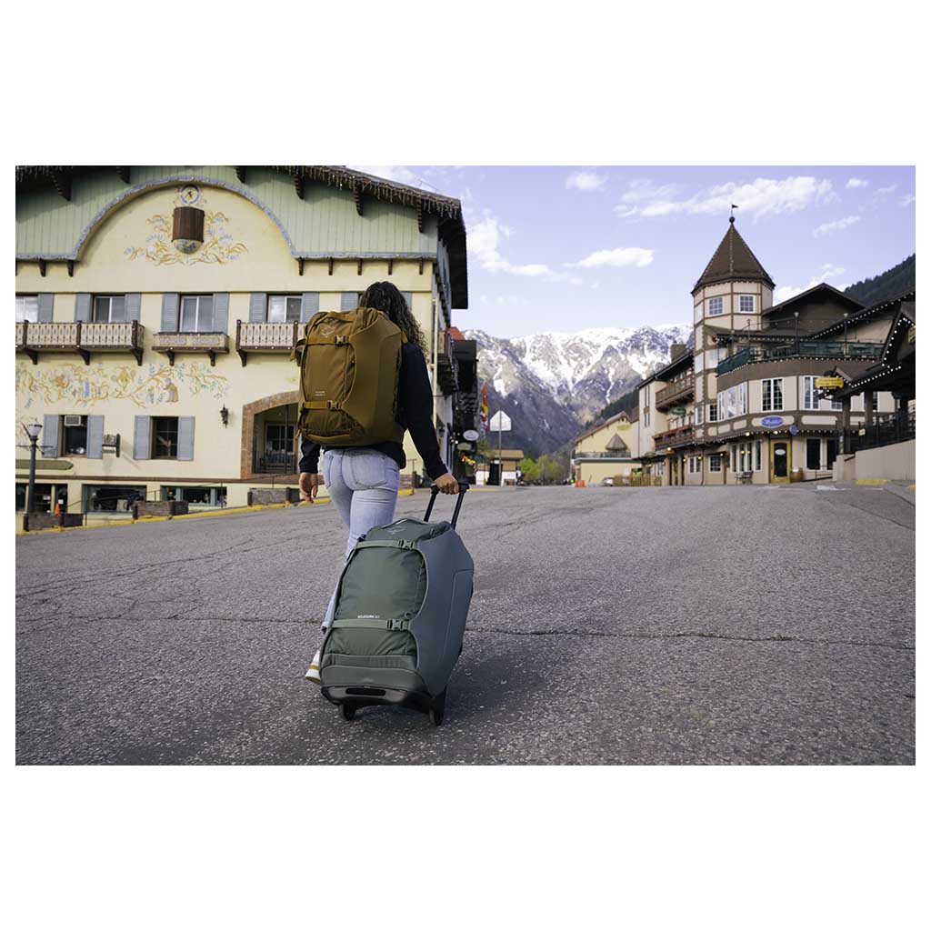 Sojourn Wheeled Travel Pack 60 Osprey 10005390 Wheeled Duffel 60L / Koseret Green