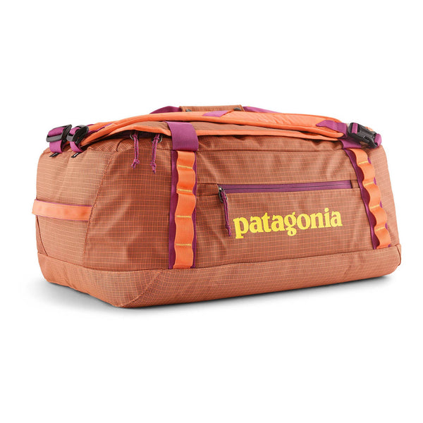 Black Hole Duffle 40L Patagonia 49339-PCHS-ALL Duffle Bags 40L / Peach Sherbet