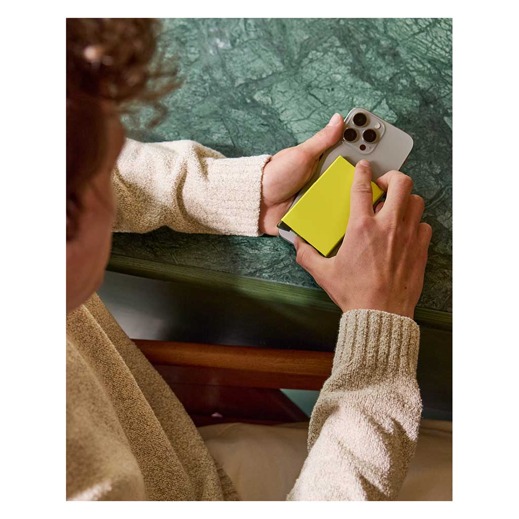 Cardprotector for Magsafe Secrid cfm-sand Wallets One Size / Sand