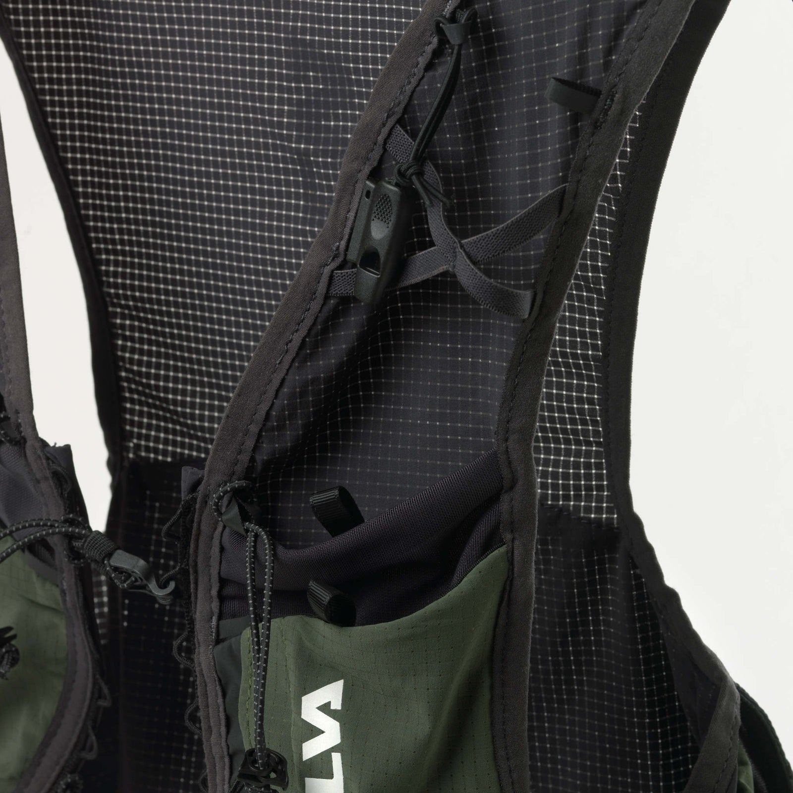 Strive Fly Vest Silva Running Vests