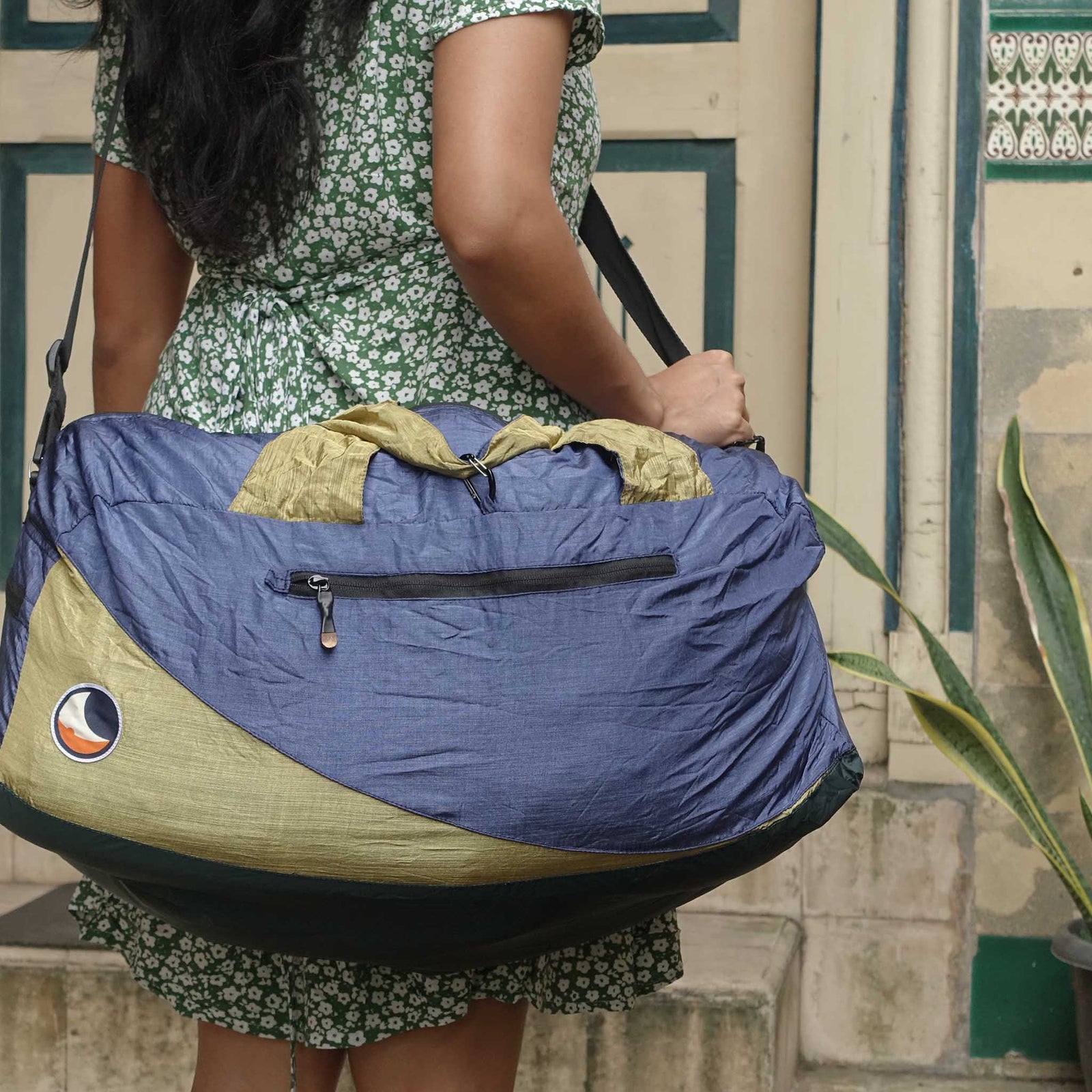 Moon Carrier Ticket To The Moon TMDF40L4823 Duffle Bags 40L / Blue/Gold