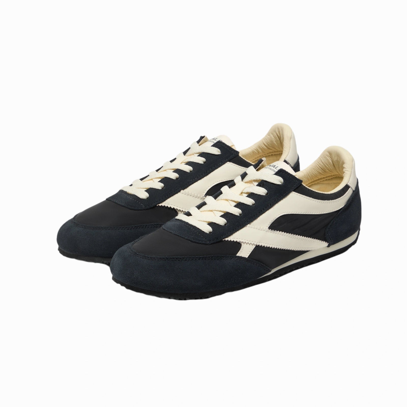 Gymmie Walsh Unisex Shoes