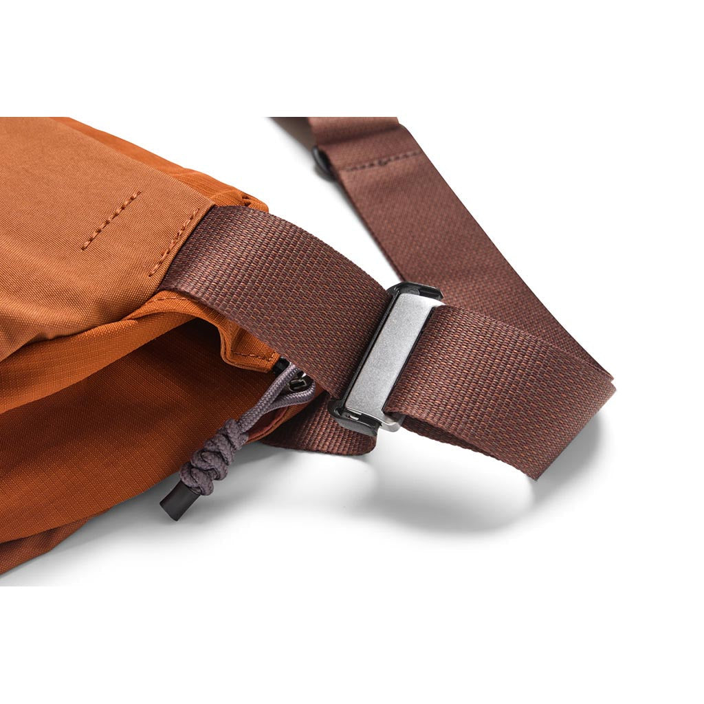 Venture Sling 6L Bellroy BMVA-BRZ-213 Sling Bags 6L / Bronze