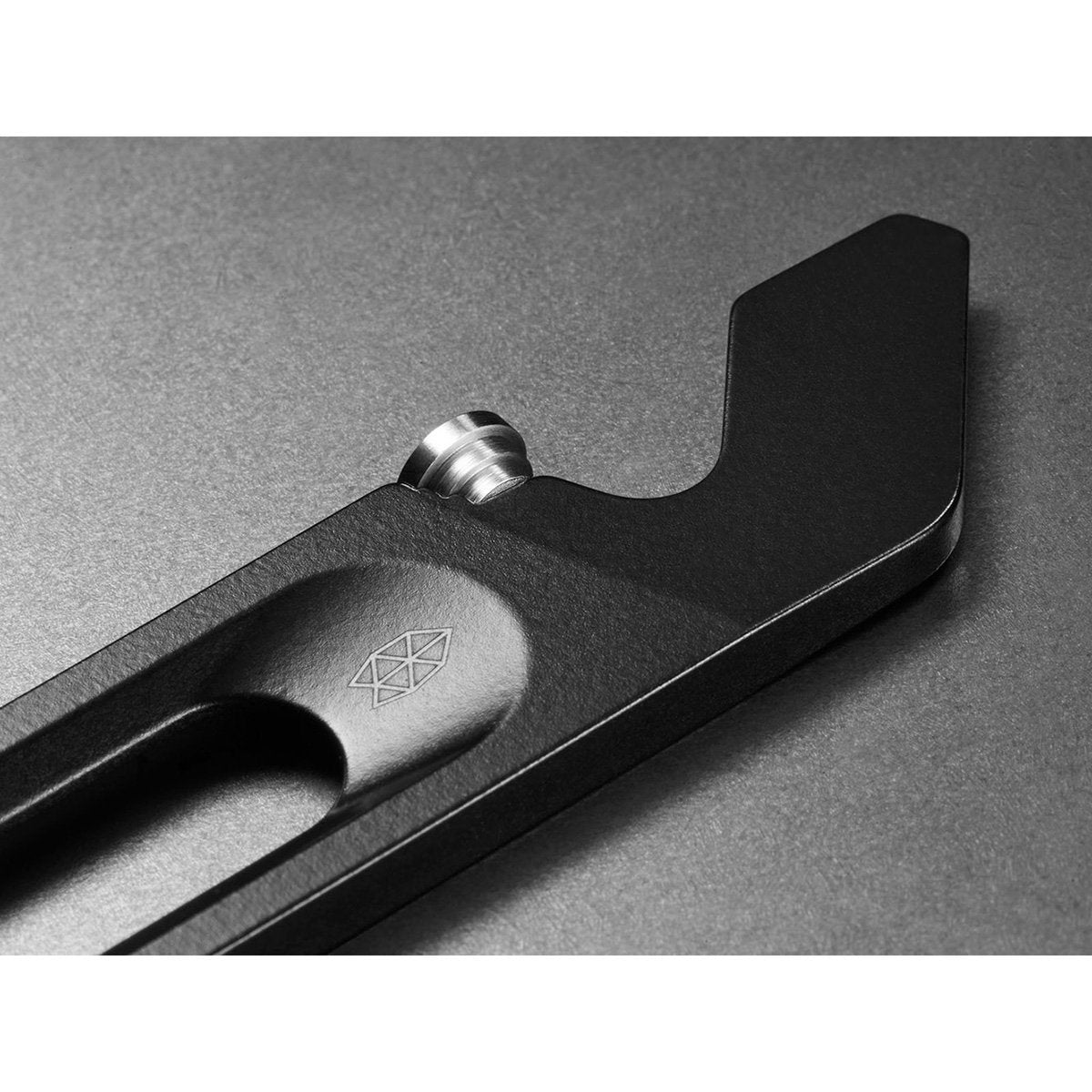 The Halifax The James Brand KN104900-10 Keyrings One Size / Black / Stainless