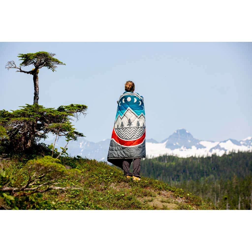 Ripstop Pillow Blanket Voited V20UN01BLPBCCA2 Blankets One Size / Camp Vibes 2